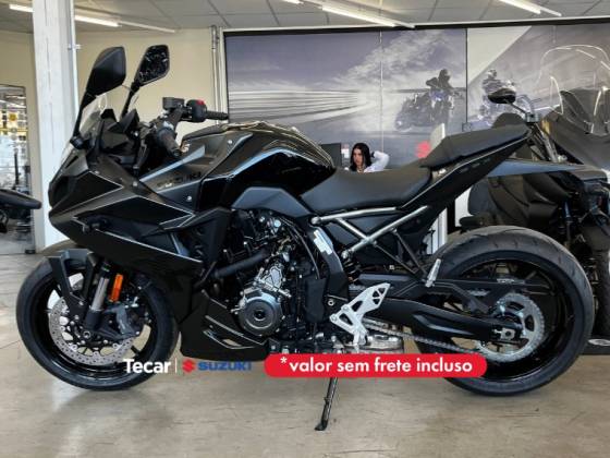 SUZUKI GSX-8R 